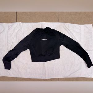 Alphalete long sleeve crop